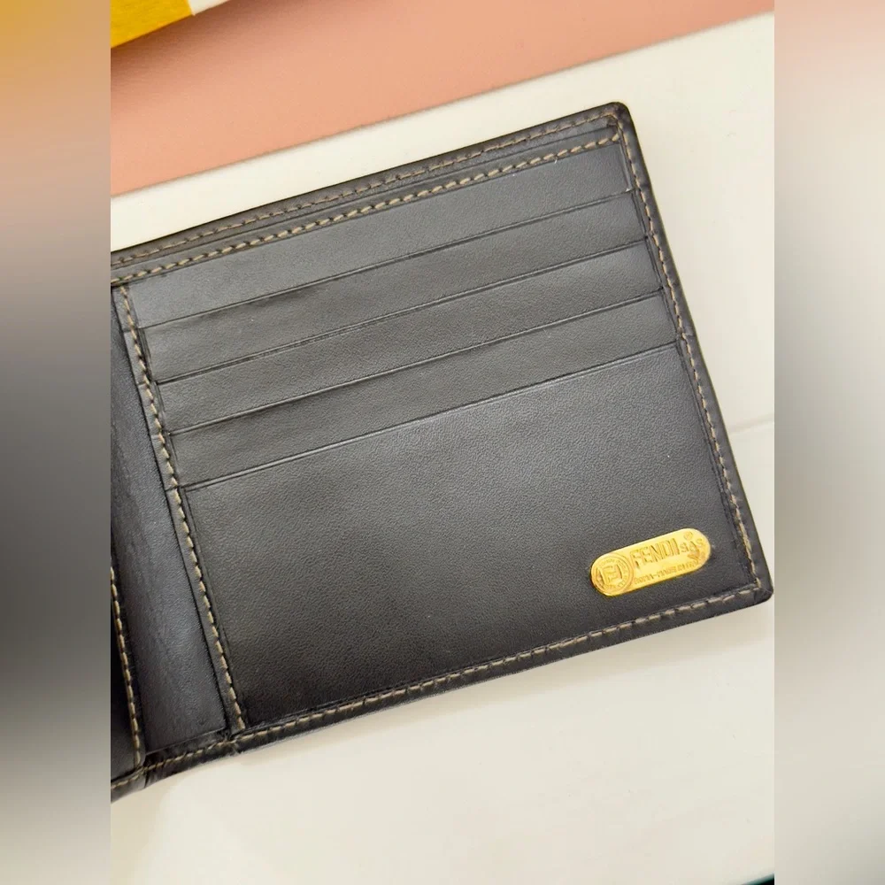 His / Hers Fendi New Vintage Wallets - Picture 5 of 16